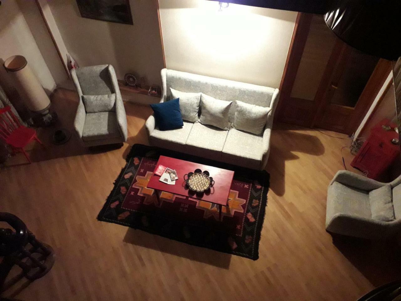 Omsi House Hotel เทลาวี ภายนอก รูปภาพ